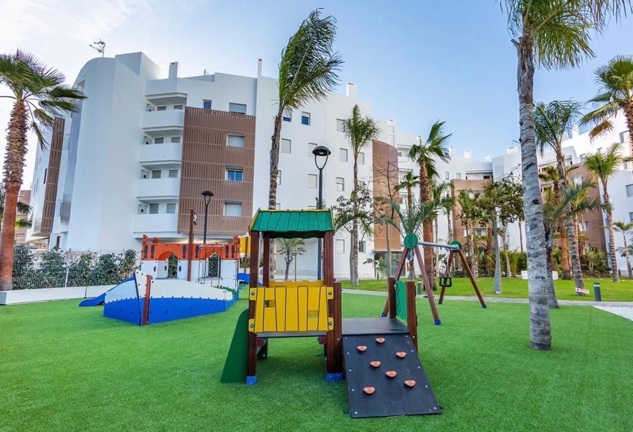 PUSHE Playa Granada Beach&Golf 4 Motril Bagian luar foto